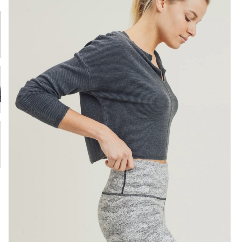 🆕 CAMI LINEN CROP TOP LS DARK ASH - Picture 9 of 9